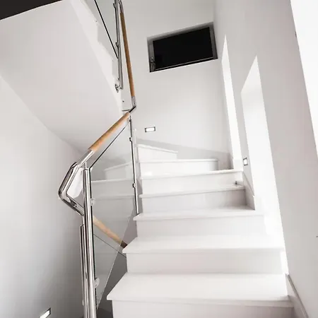 San Antonio-exclusive 3*