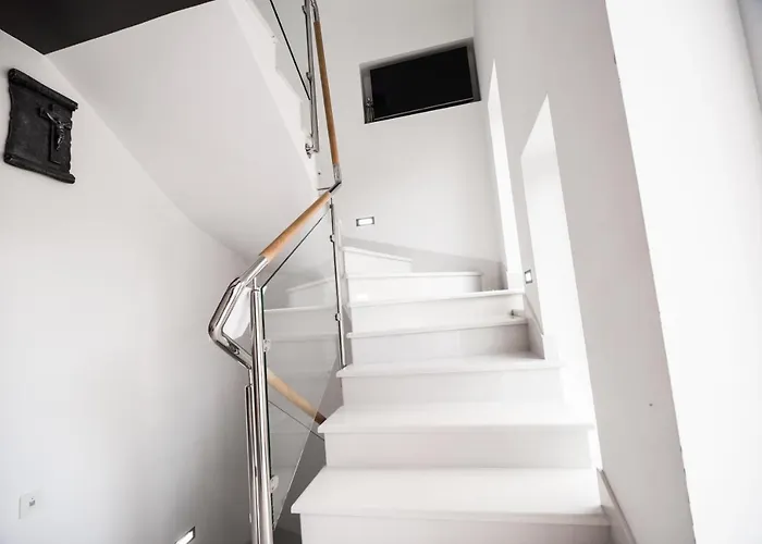 San Antonio-exclusive 3*